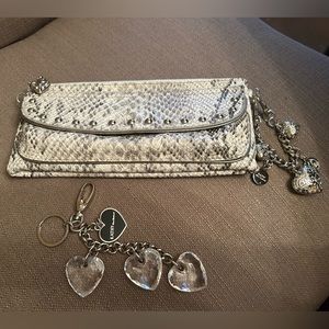 KATHY VAN ZEELAND clutch wristlet with keychain GREAT CONDITION